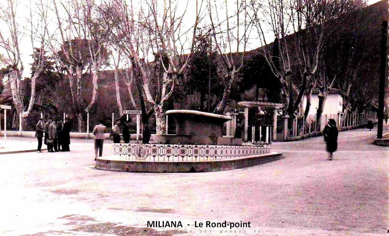 Miliana - Le Rond-point.jpg
